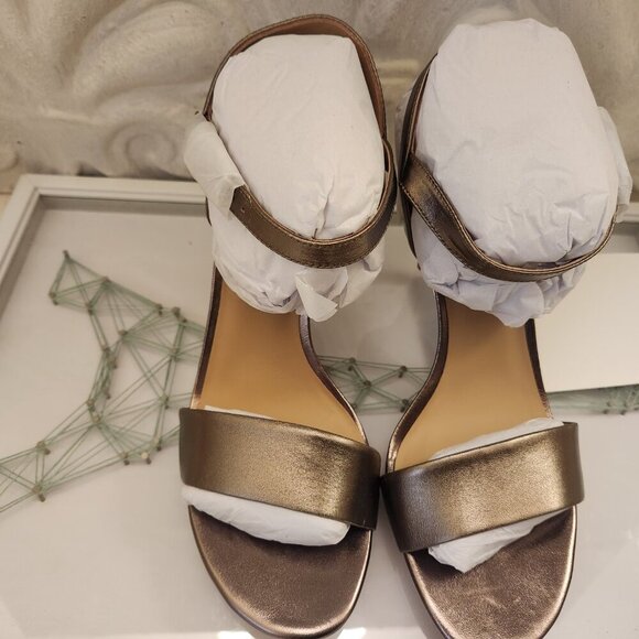 Ralph Lauren " Gwen" Metallic Nappa Leather Gold Heeled Sandals. NIB. Size 11 - Picture 5 of 13